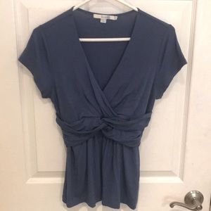Boden size US 8P Blue Wrap V-Neck. Stretchy and flattering! Cap sleeve